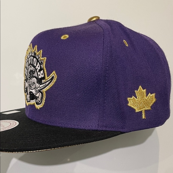 *NEW* Mitchell & Ness Toronto Raptors Snapback Hat - Picture 6 of 8